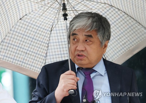 한상혁 前방통위원장 면직 효력 유지…항고 기각