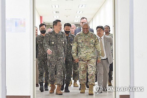 JCS chairman, U.S. Strategic Command chief discuss extended deterrence following N.K. military drills