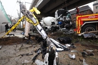 석계역 인근서 차량 13대 연쇄추돌…1명 사망·16명 부상