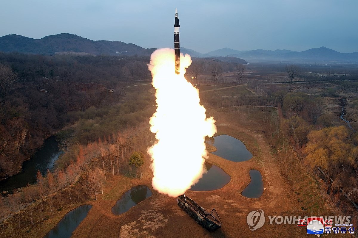北朝鮮主張の飛距離・軌道変更は「誇張」　極超音速ミサイル＝韓国軍