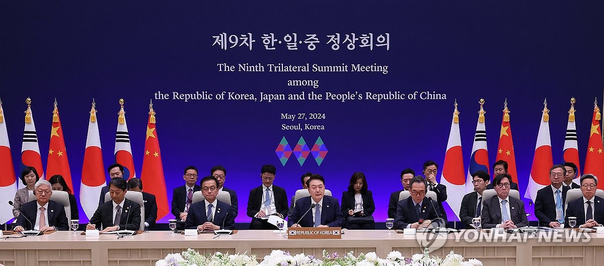 제9차 한일중 정상회의, 한국 측 배석자들