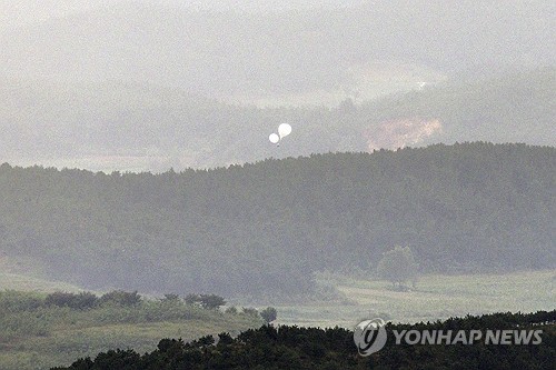 N. Korea launches more trash balloons toward S. Korea: JCS