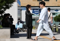 정부 "협의체 참여 전제조건 없어야…의사추계서 의료계 존중"(종합)