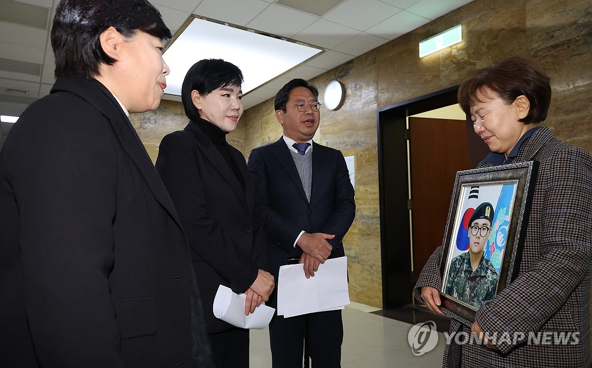 2심 "군 백혈병 사망 유족에 보상금 외 위자료도 지급해야"