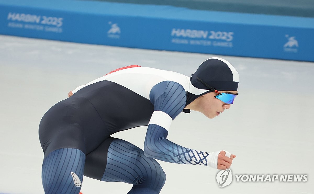 빙속 정재원, 월드컵 3차 대회 매스스타트 2위…박지우 동메달