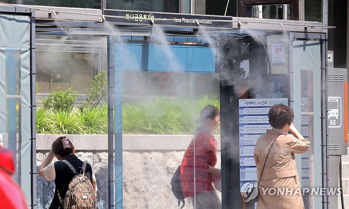 韓国各地で真夏日に