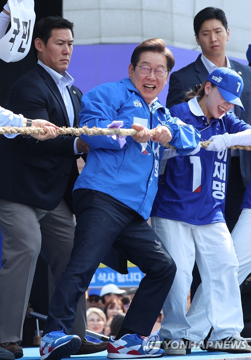 「既得権」と綱引き