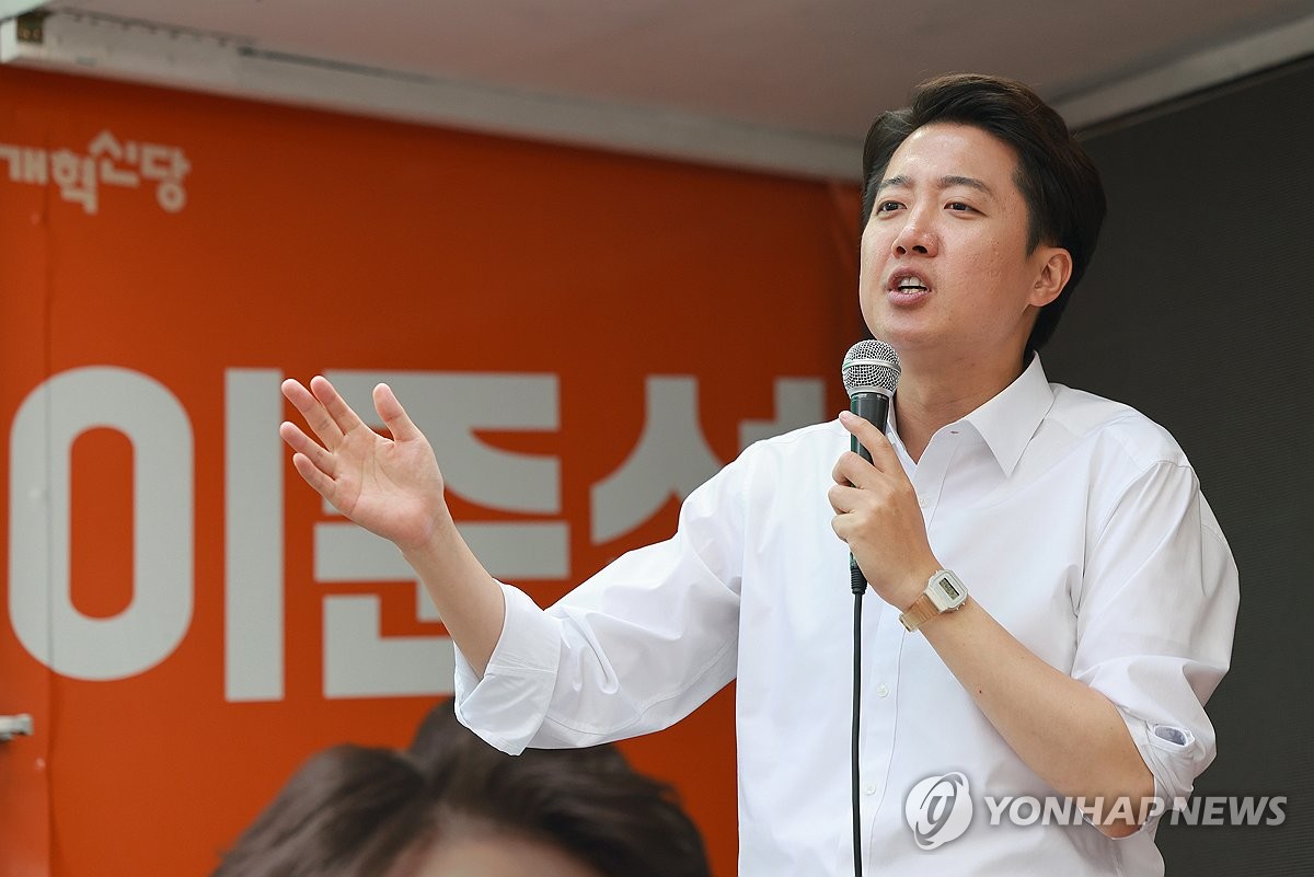 이준석 "단일화, 애초 염두에 둔 바 없어…책임 정치 할 것"(종합2보)