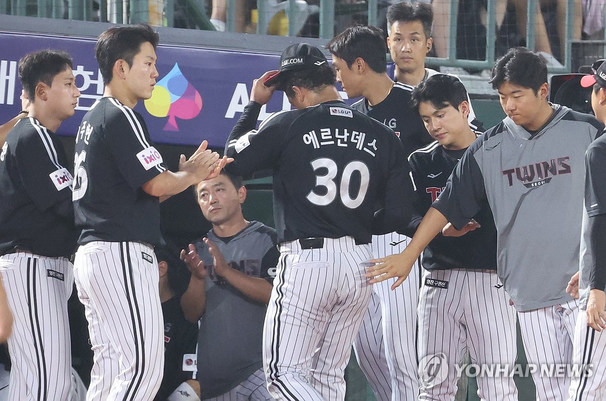 '선두탈환 잰걸음' LG, 외국인 투수 교체·오스틴 복…