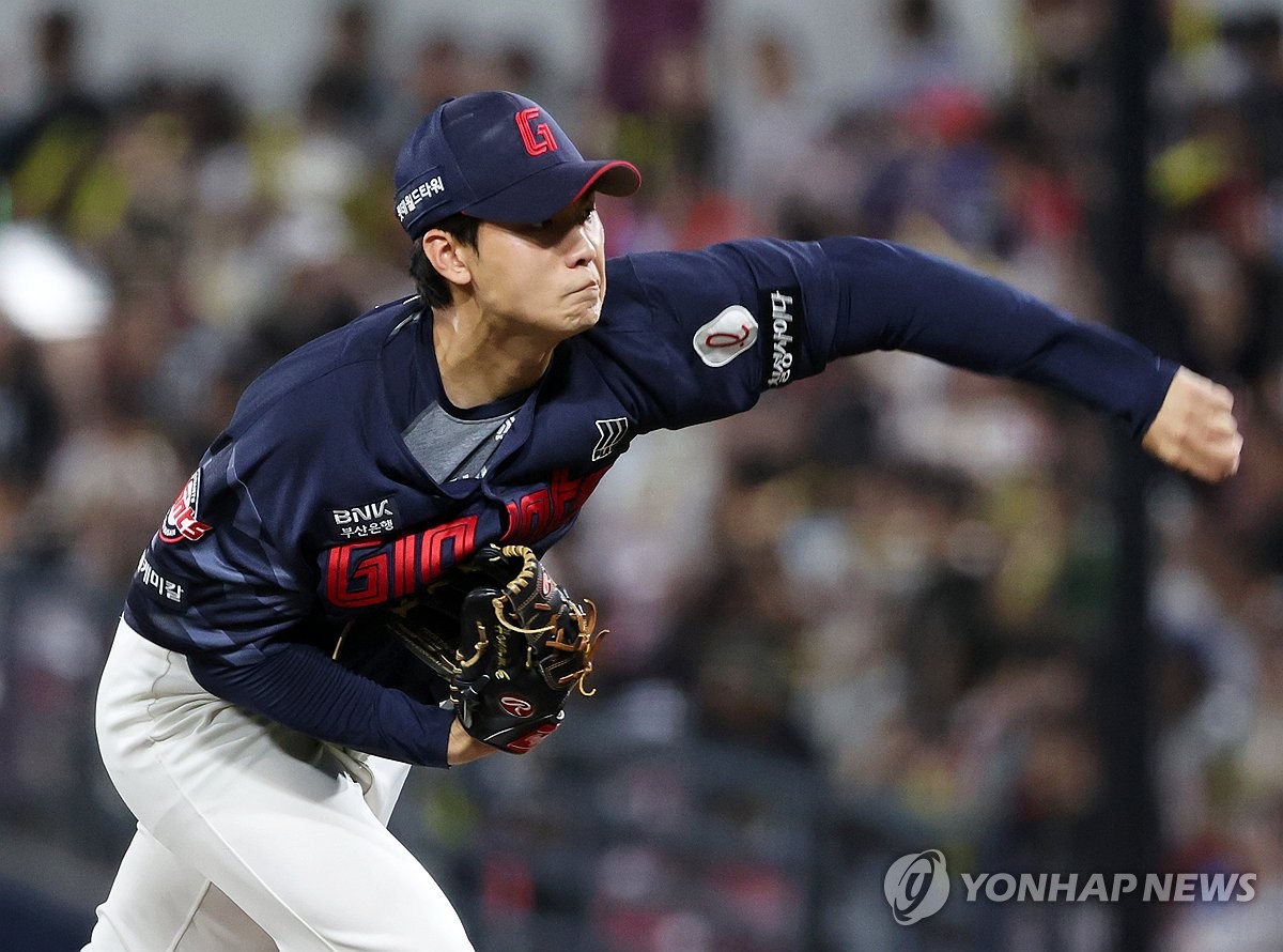 롯데가 가을야구 예감하는 이유…불펜에 등장한 홍민기