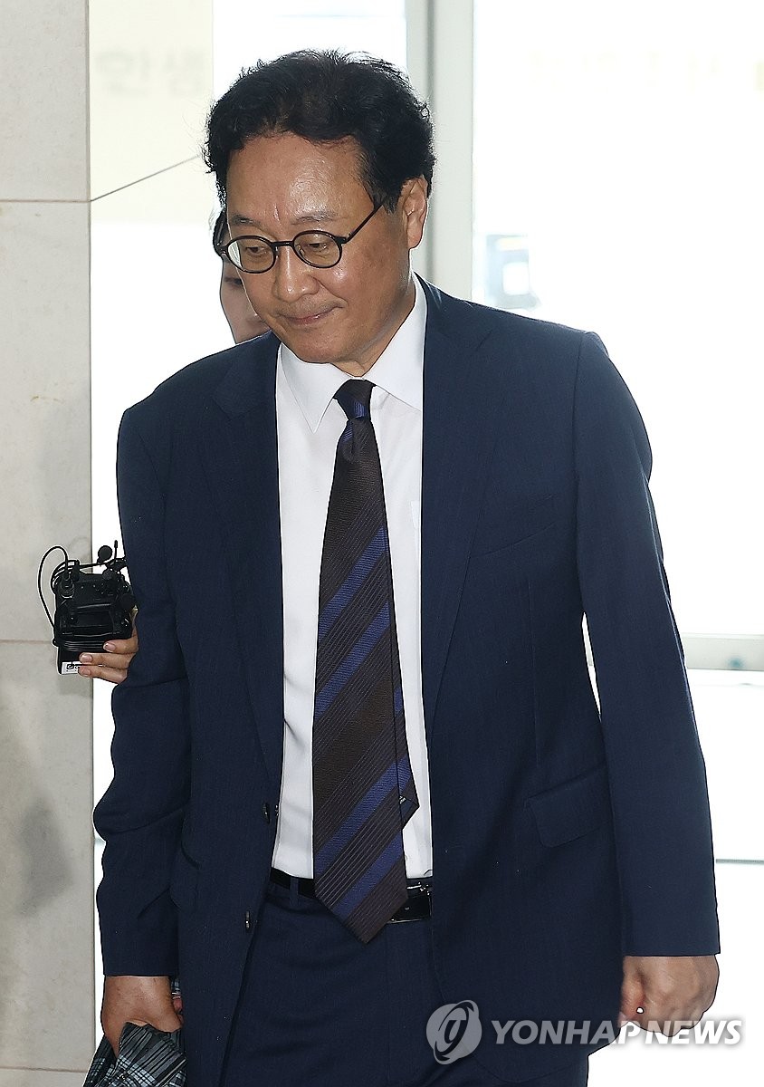 왕윤종도 "尹 화내는 것 봤다"…세 번째 'VIP 격노…