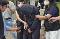 교사와 공모해 시험지 빼돌린 학부모도 구속…학생 퇴학 의결