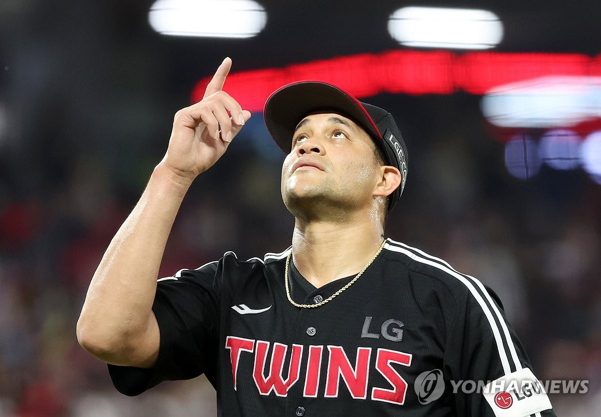 3이닝 연속 삼자범퇴시킨 치리노스