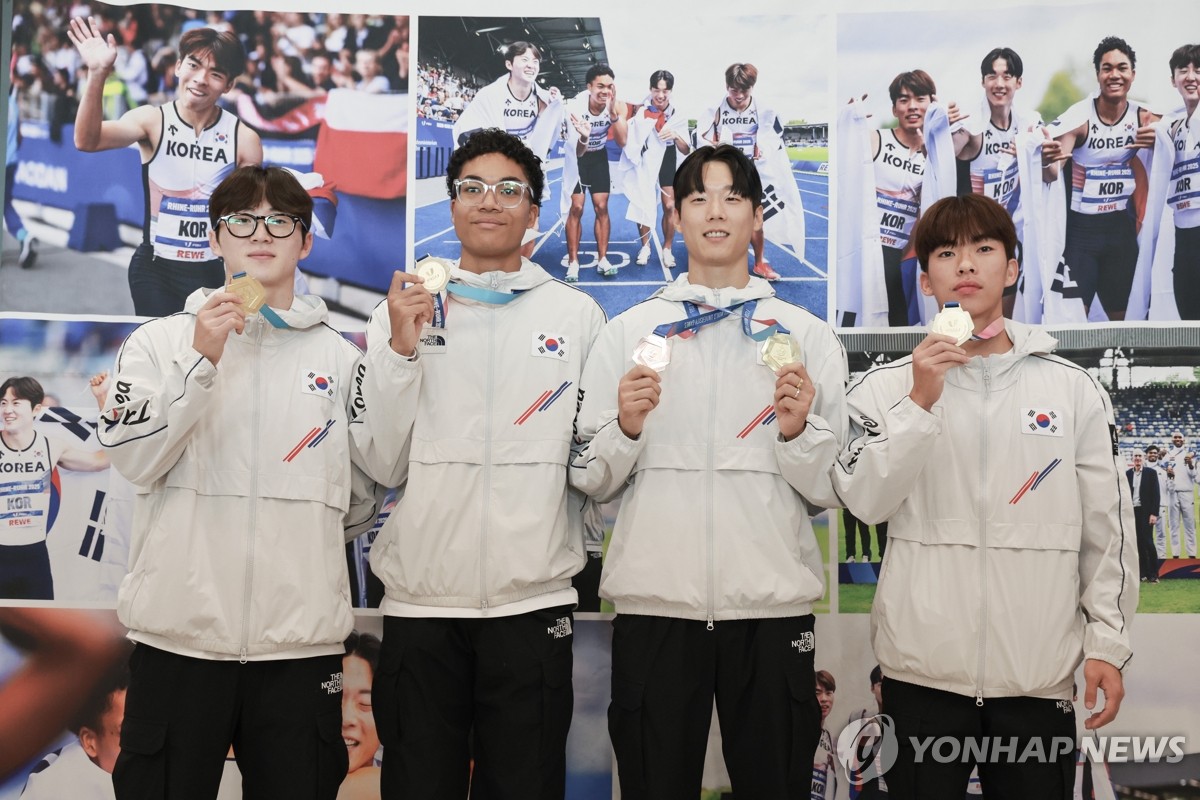하계U대회서 금메달 딴 육상 남자 계주 400m 대표팀