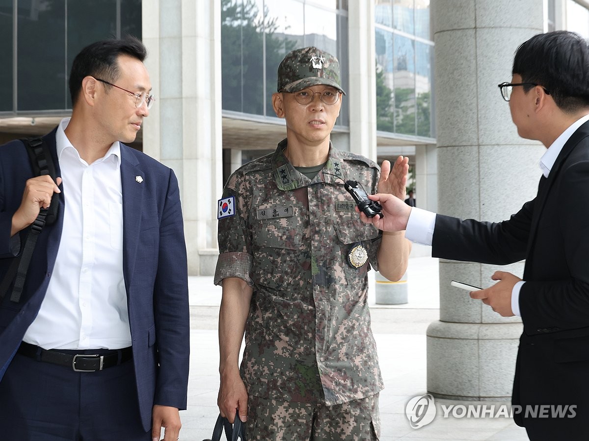 김용대 드론사령관, 특검 증거확보 경위 문제제기…조사 중단(종합)