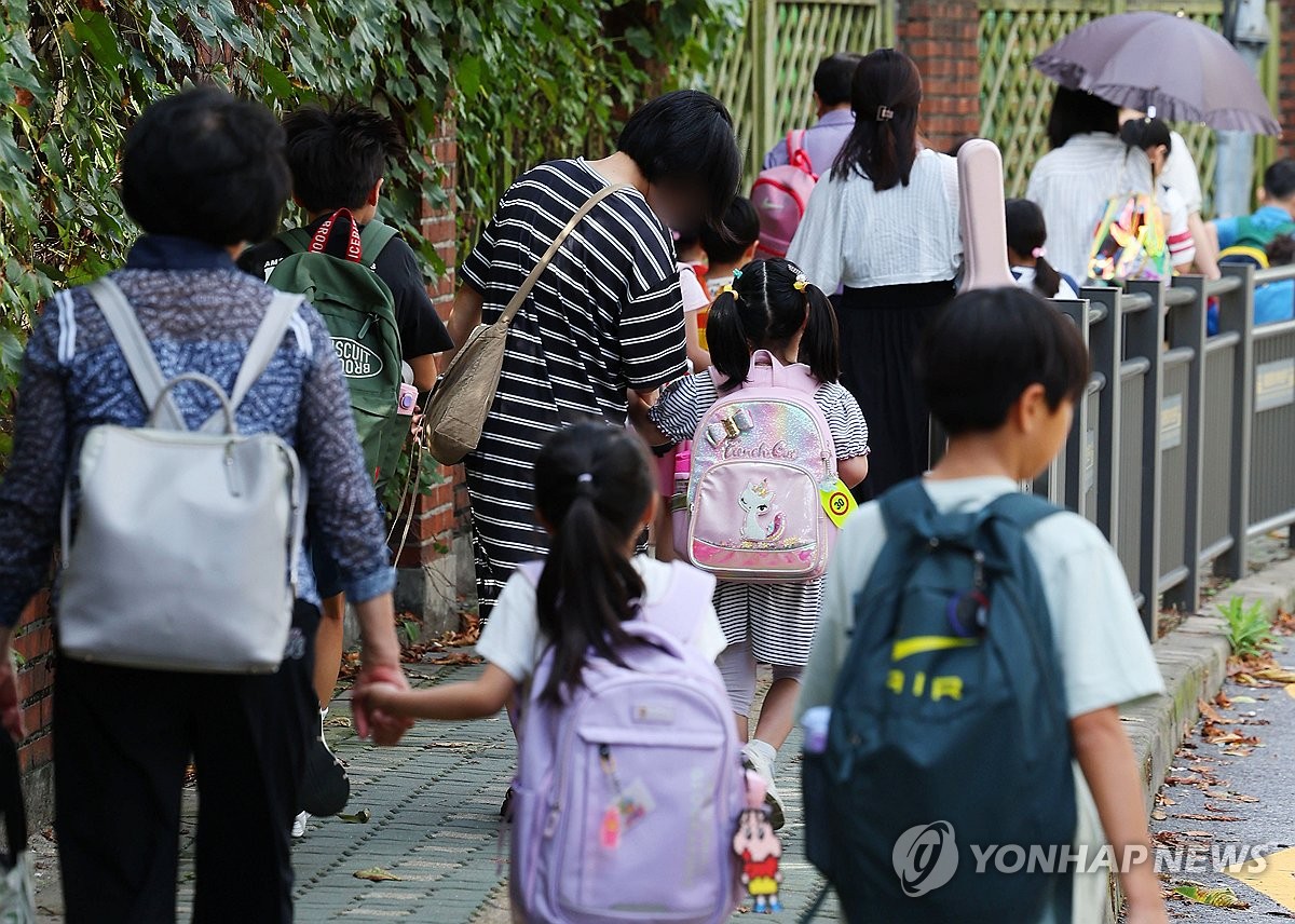 小学校近くで誘拐未遂 小学校近くで誘拐未遂