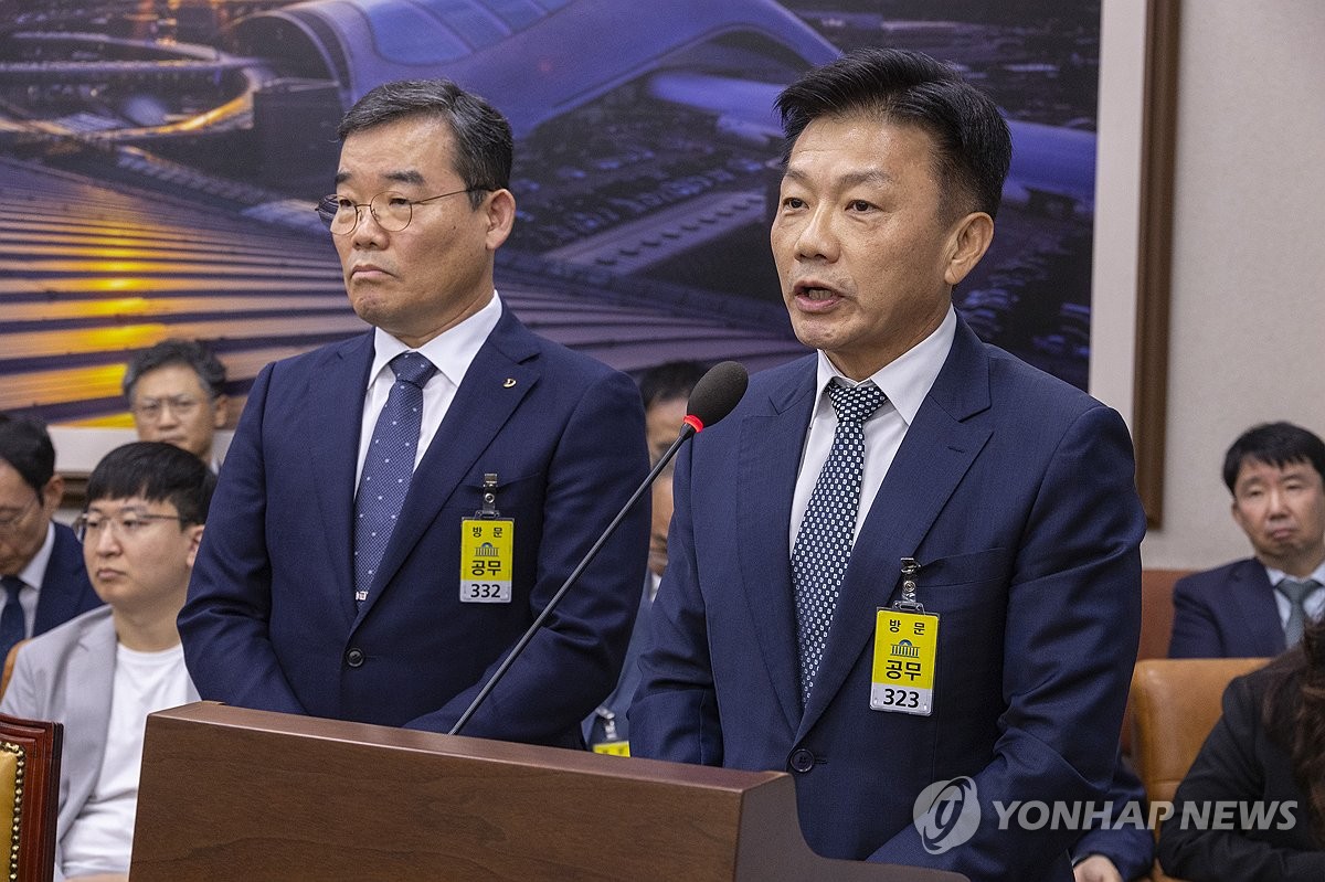 건설사고 증가 관련 질의에 답하는 건설업계 대표들