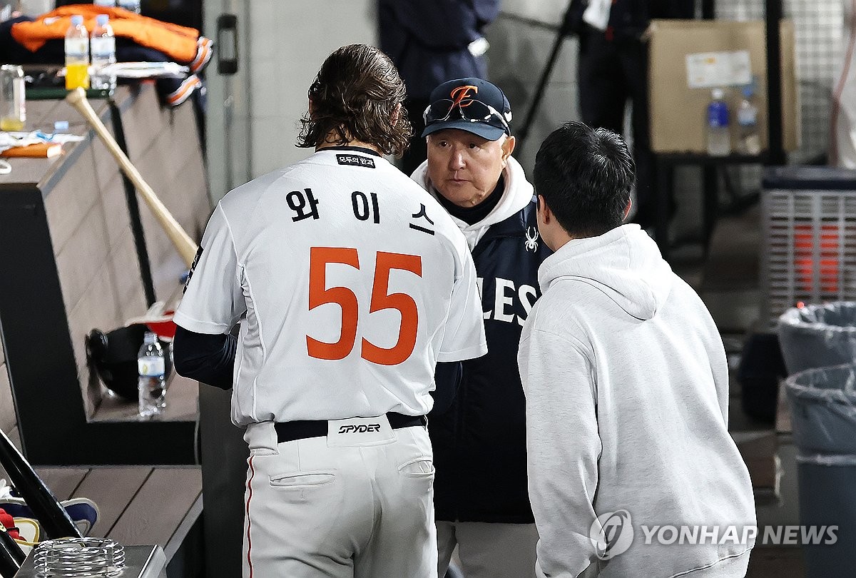 김경문 한화 감독 "무조건 승리해야 할 경기…야구가 참 어렵다"
