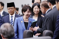 日언론, '태극기 인사' 등 다카이치 외교 조명…"밝은 표정·친밀감"