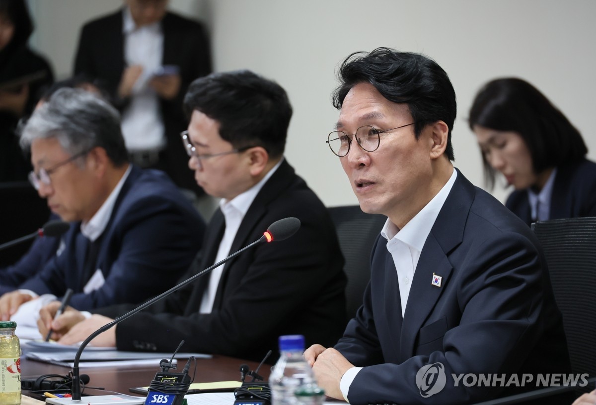 김민석 국무총리, 원주의료기기산업진흥원 방문