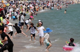 '여름 바다가 열린다' 주말 해운대·만리포 시작으로 270곳 개장